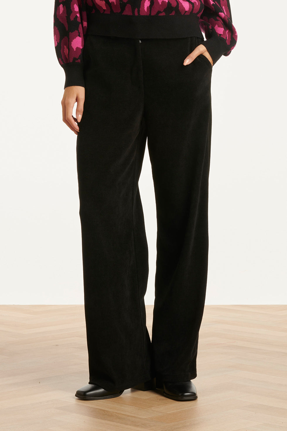 25628 Smashed Lemon Damescorduroy Broek | Black