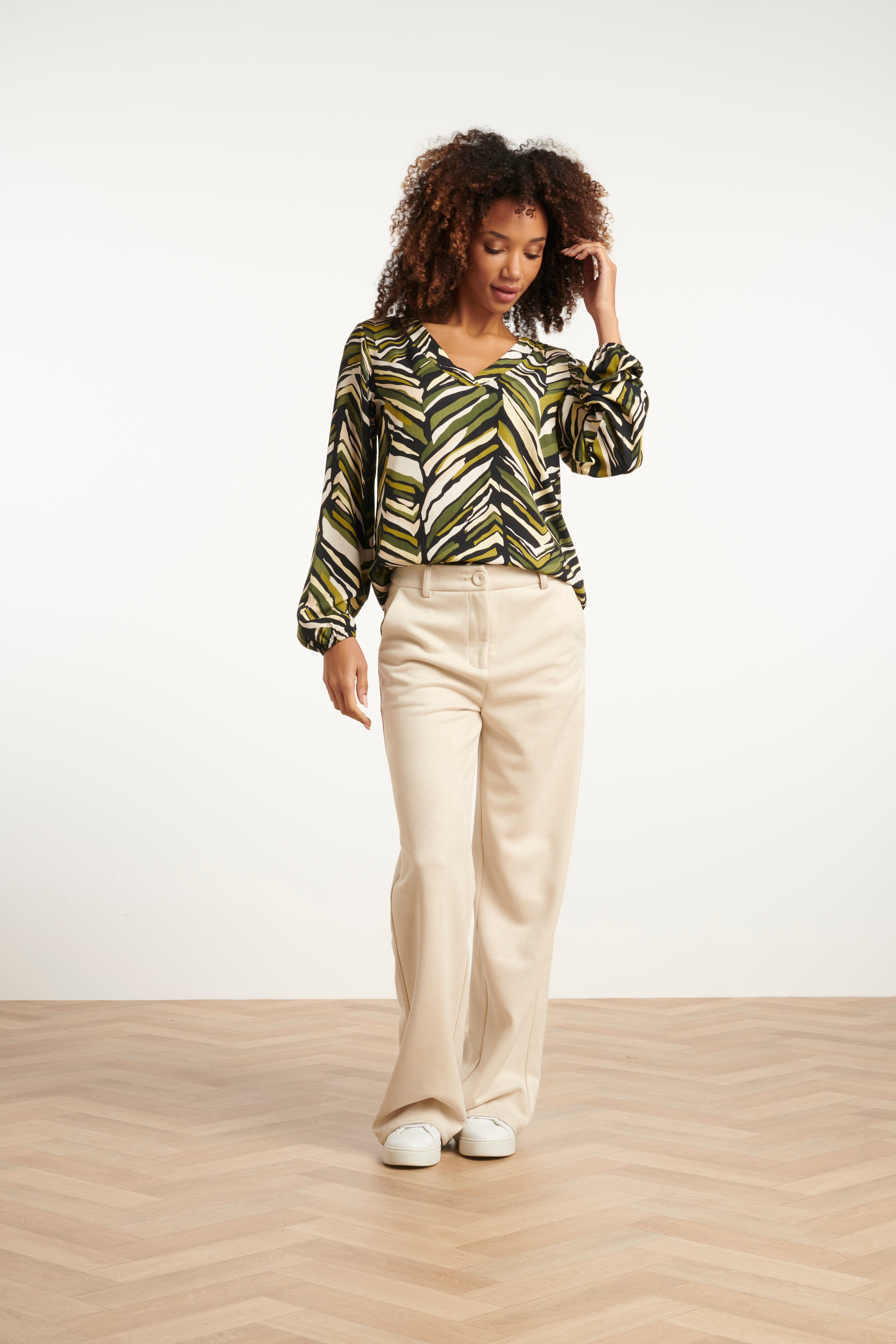 25681 Zig-Zag Top in Army groen tinten | Army - Muticolour