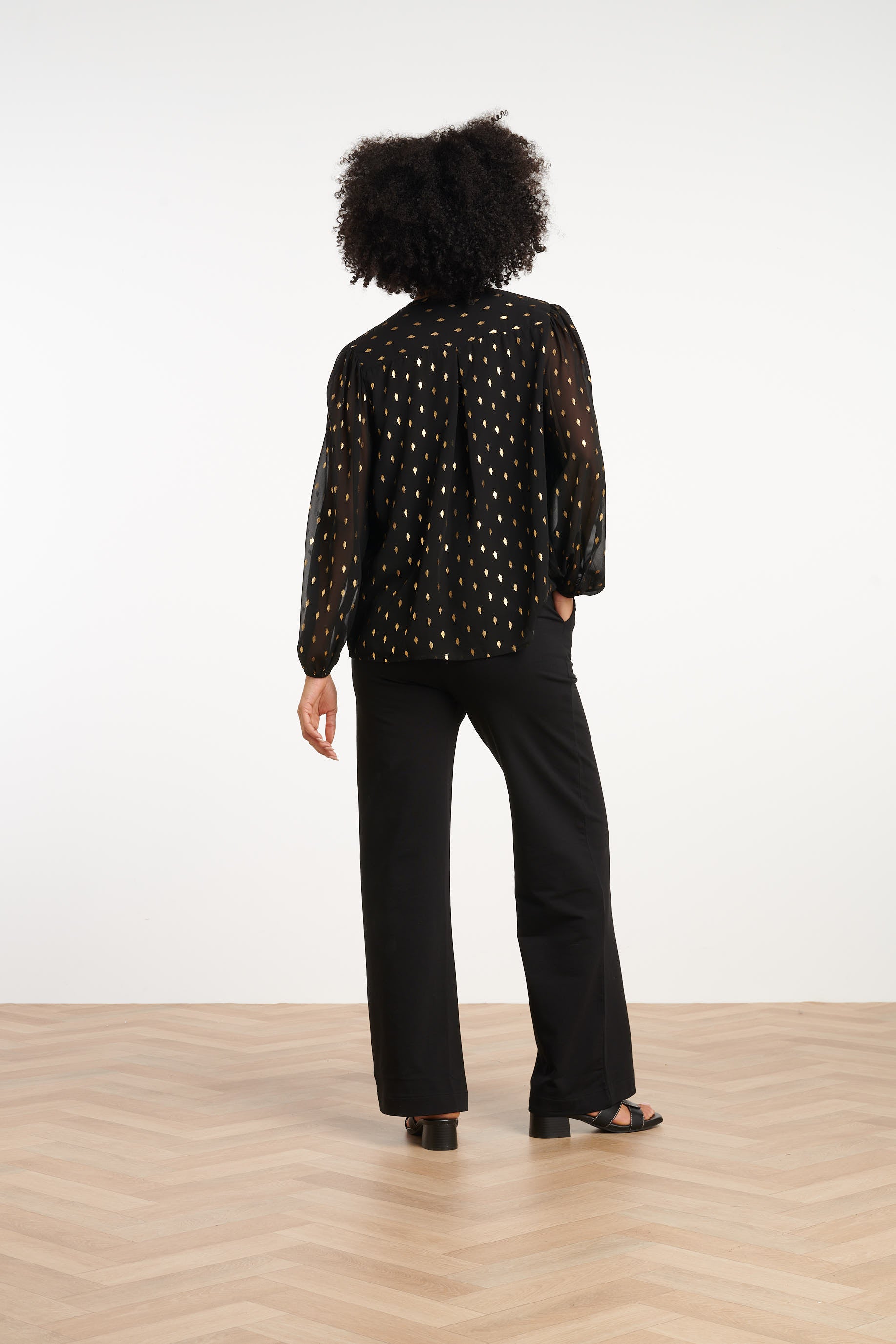 35051, Tops | Black-Gold