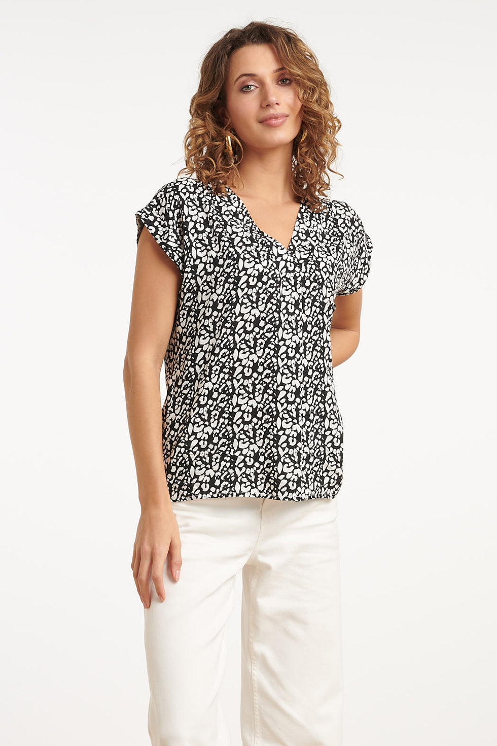 35121, Tops | Black-Off-White