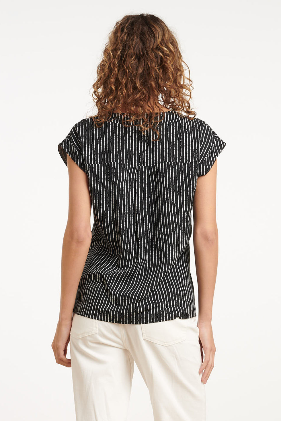 35150, Tops | Black-Off-White