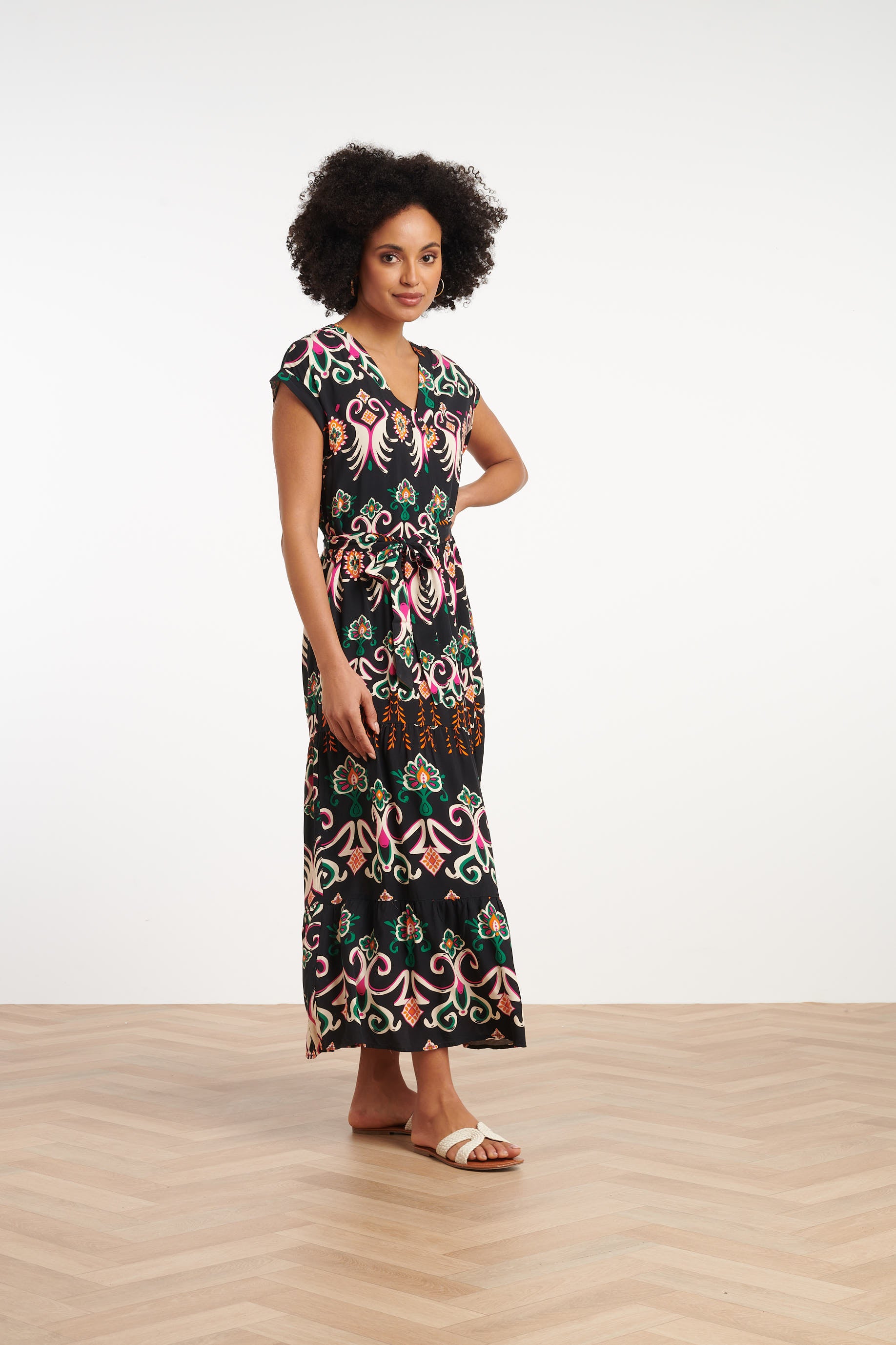 35186, Jurken | Black - Muticolour