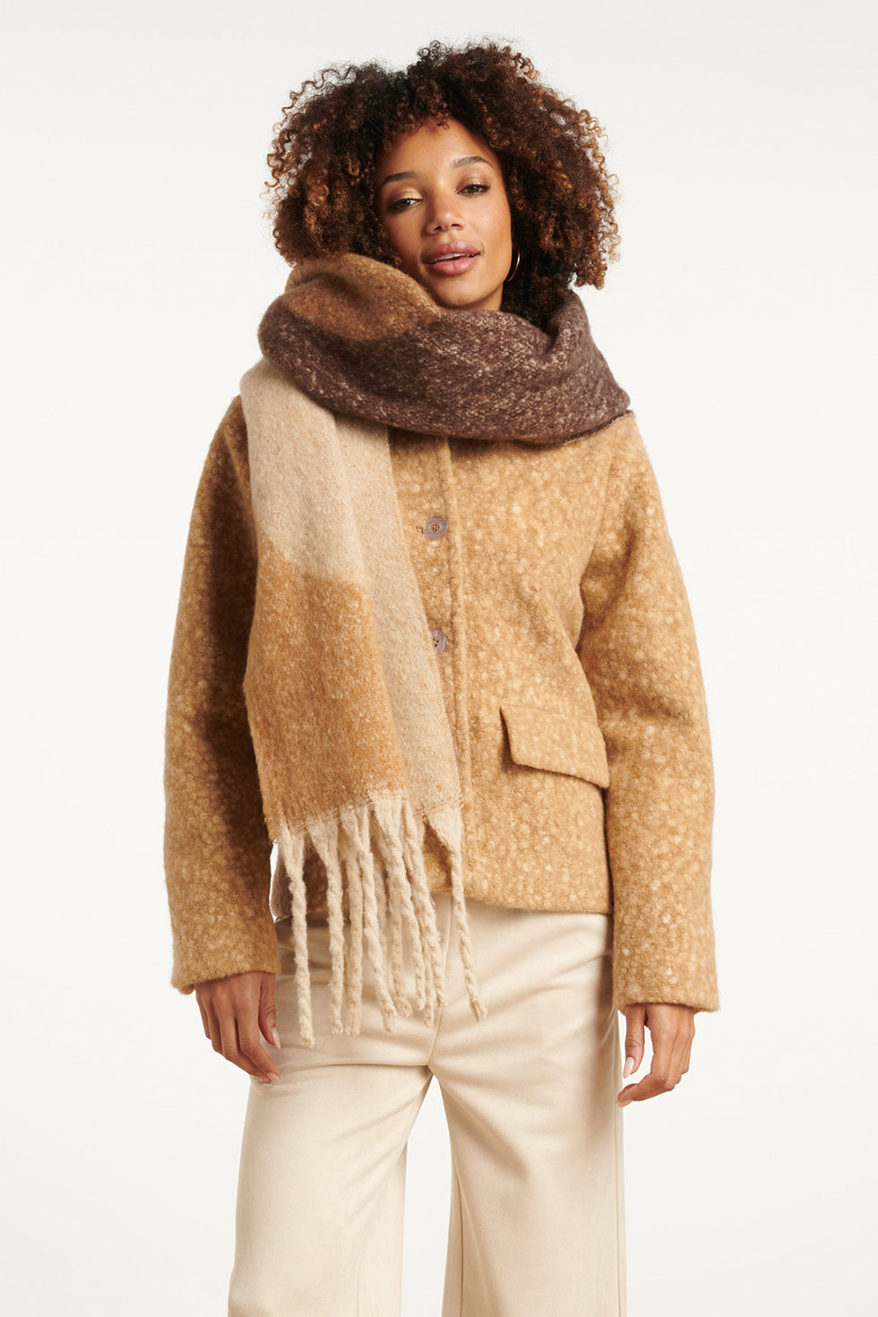 55308 Zand En Bruine Sjaal Met Golvende Print | Sand - Brown