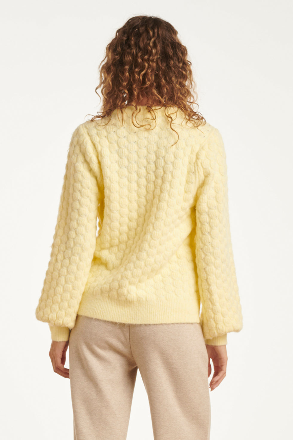 Damesgebreide Vrouwelijke Losvallende Trui | Light Yellow