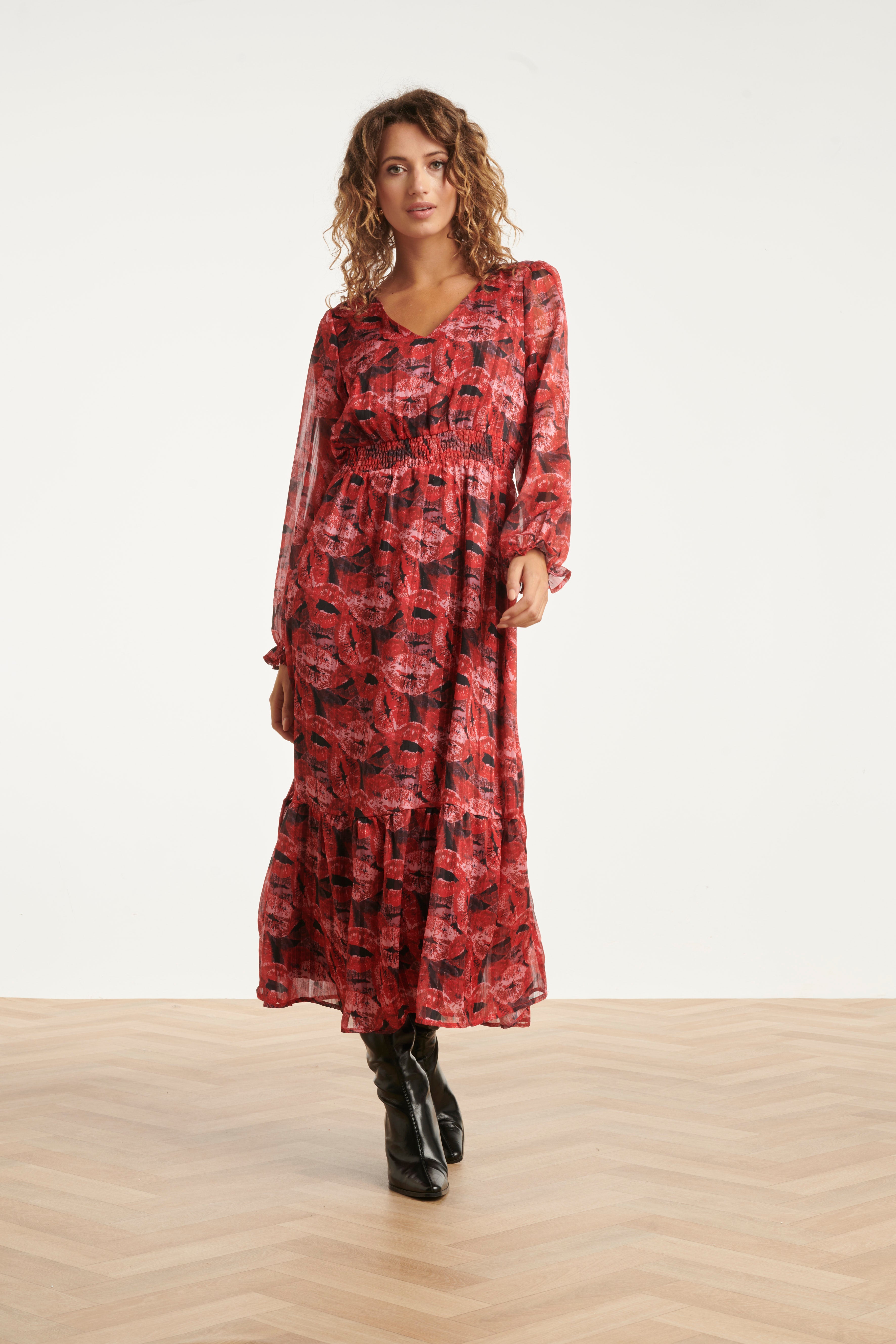 Lippenprint Chiffon Maxi Jurk In Rood En Zwart | Red - Black