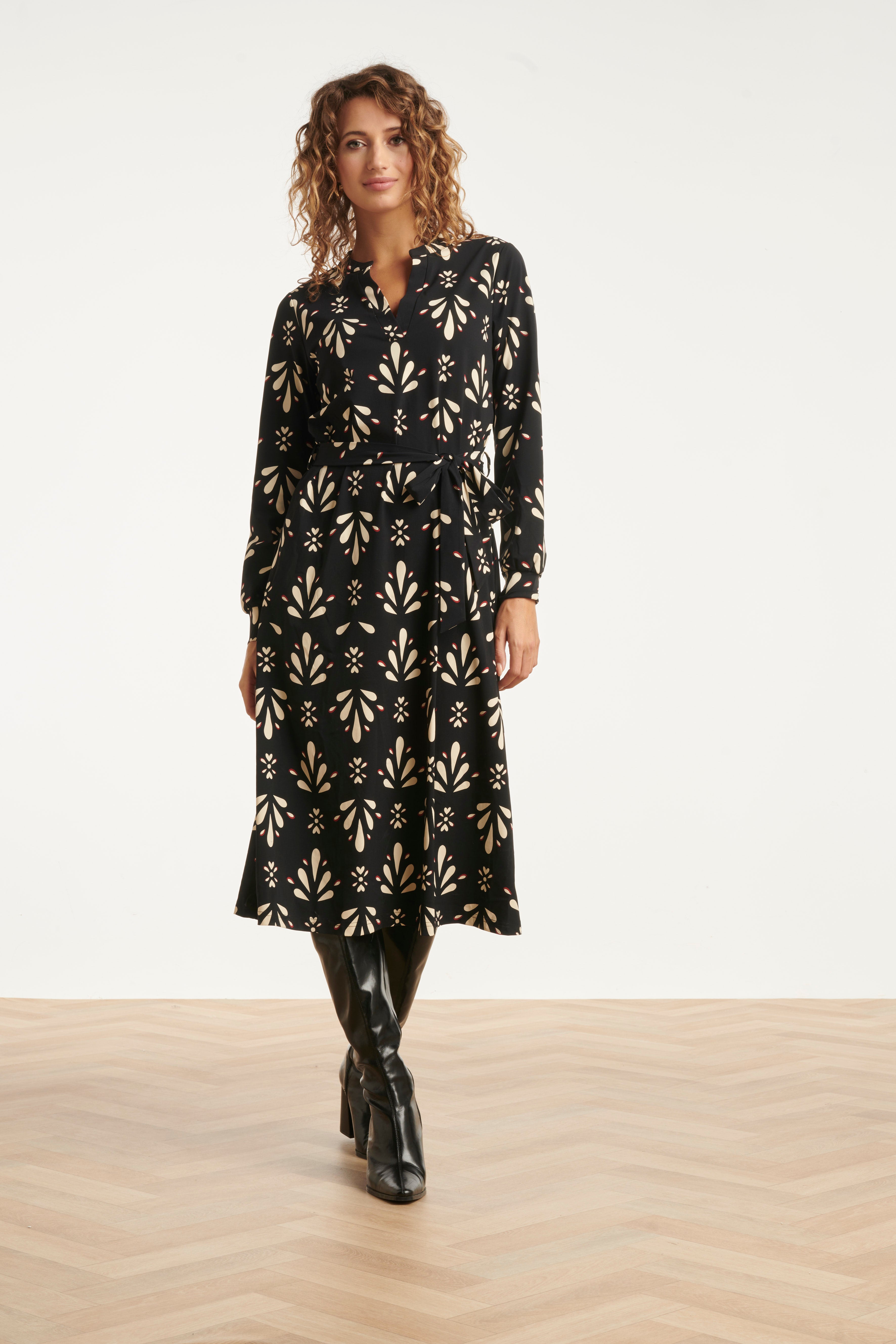 Ornamental Geprint Zwart en Wit Travel jurk | Black - Off White